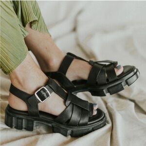 Free People Brooks Chunky Fisherman Sandal